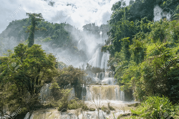 WHAT ARE THE BEST PLACES TO VISIT IN NORTHERN THAILAND? 7 TAK